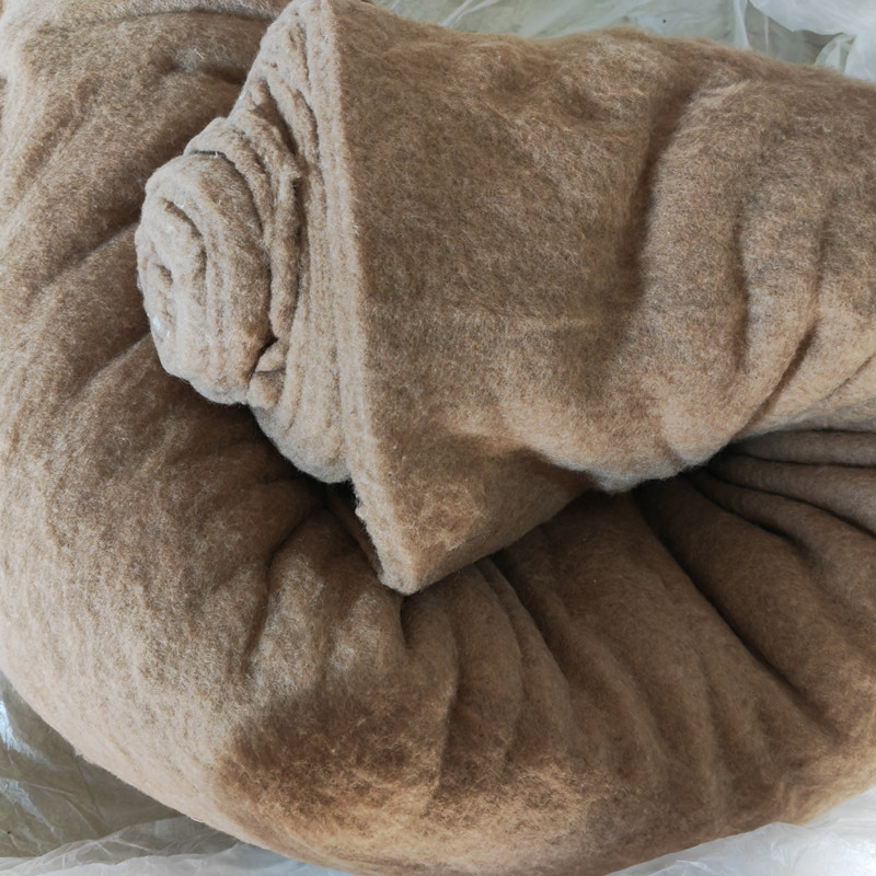 供應(yīng)細(xì)致駝毛絮片駝毛原料紡紗紡織填充物